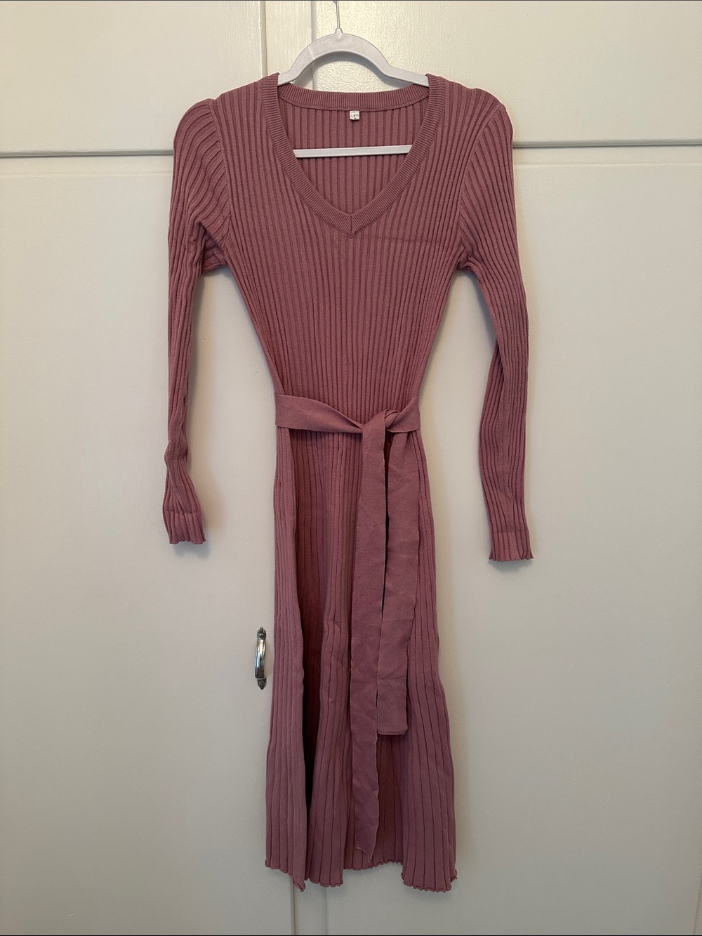 LIKE NEW Dusty Pink Ribbed Sweater Dress Midi With Belt Long Sleeves
